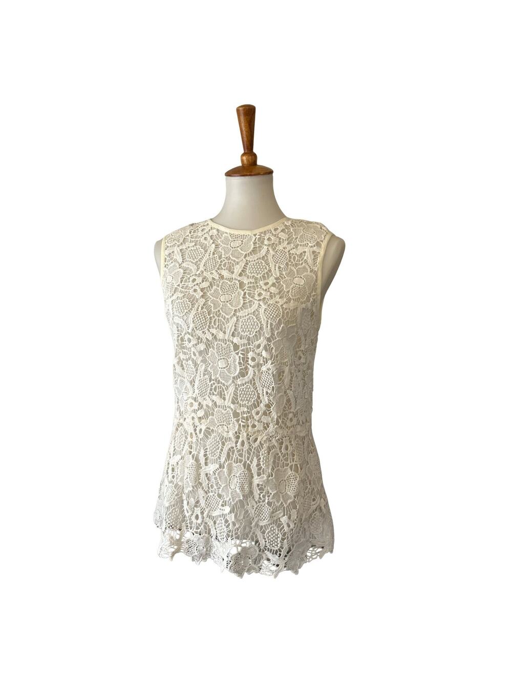 CAbi White Floral Lace Sleeveless Top with Back Zip – Size M
